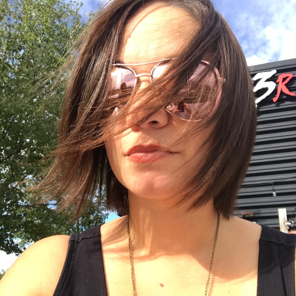 Meet your Posher, Kelly